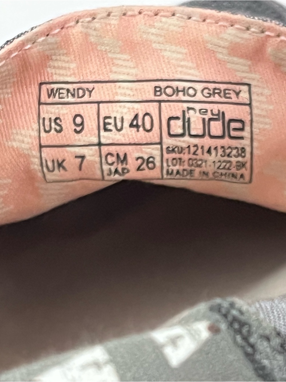 HEY DUDE Wendy Boho Gray Aztec Print Slip On Shoes Size 9 Casual Neutral Comfy - Picture 3 of 11